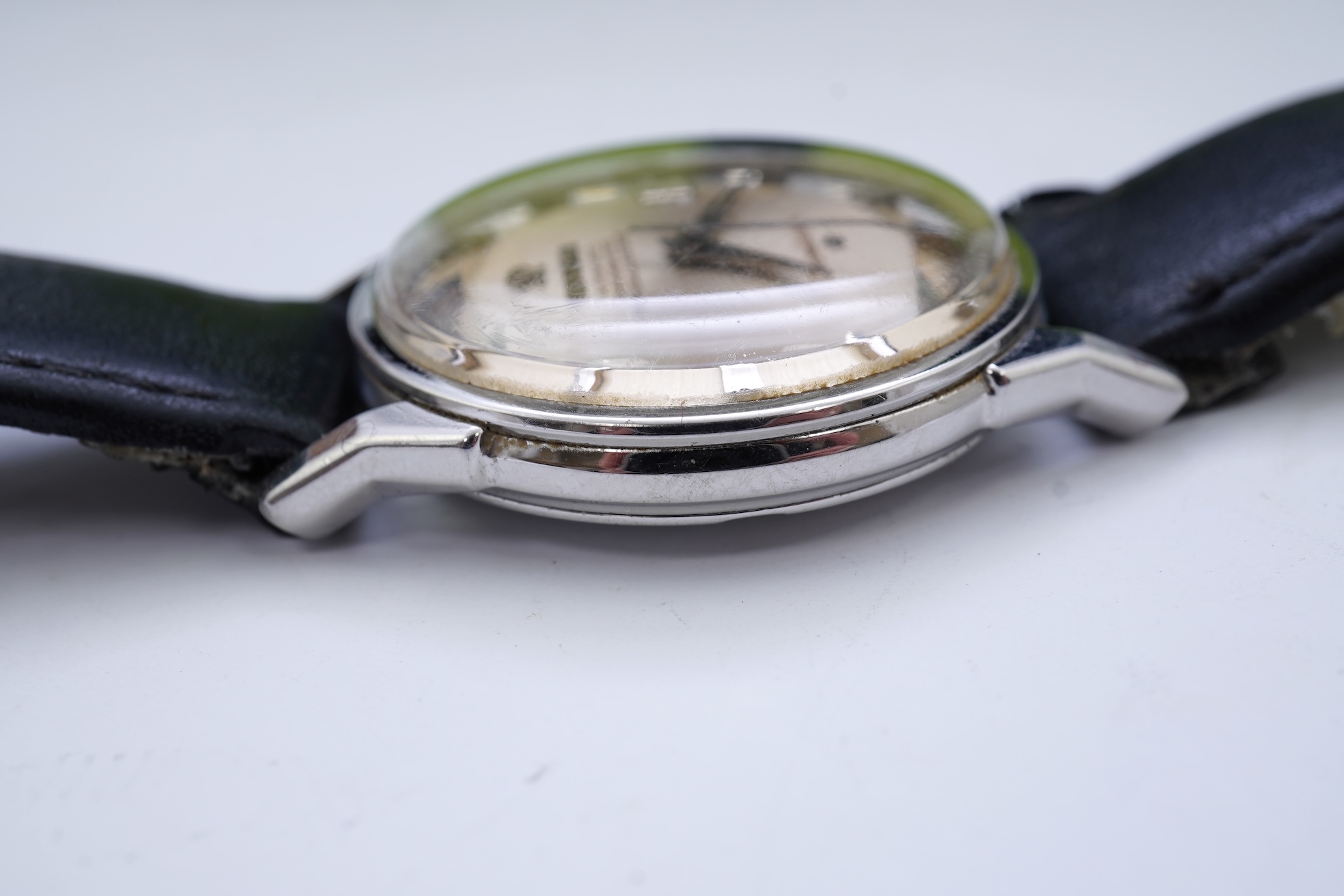 A gentleman's 1960's? stainless steel Omega Constellation Automatic Chronometer Officially Certified wrist watch, with pie-pan dial